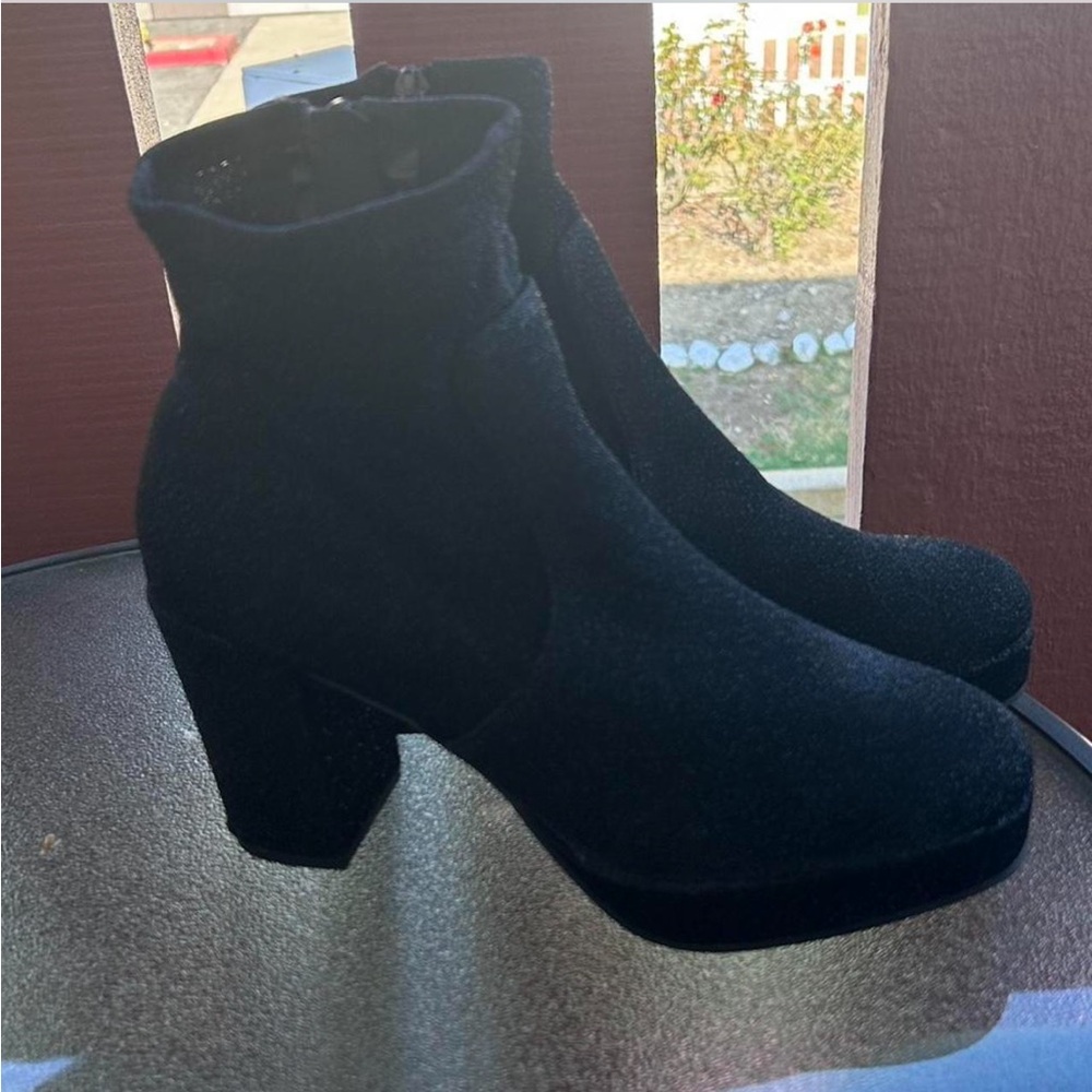 Black Sparkly Boots